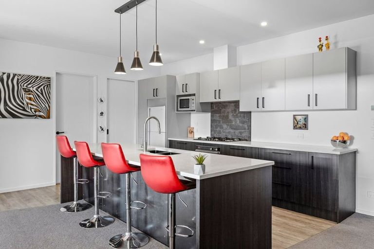 Photo of property in 16 Isthmus Place, Lake Hawea, Wanaka, 9382