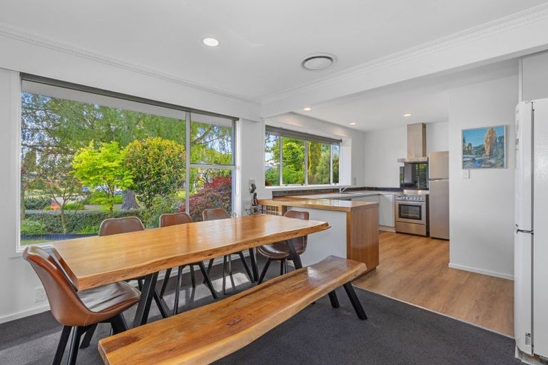 Photo of property in 22 Toorak Avenue, Avonhead, Christchurch, 8042