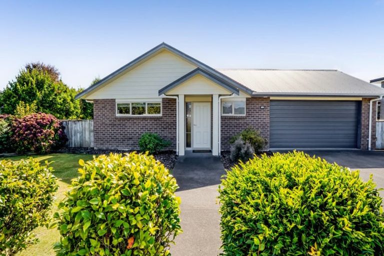 Photo of property in 10 Estate Grove, Inglewood, 4330