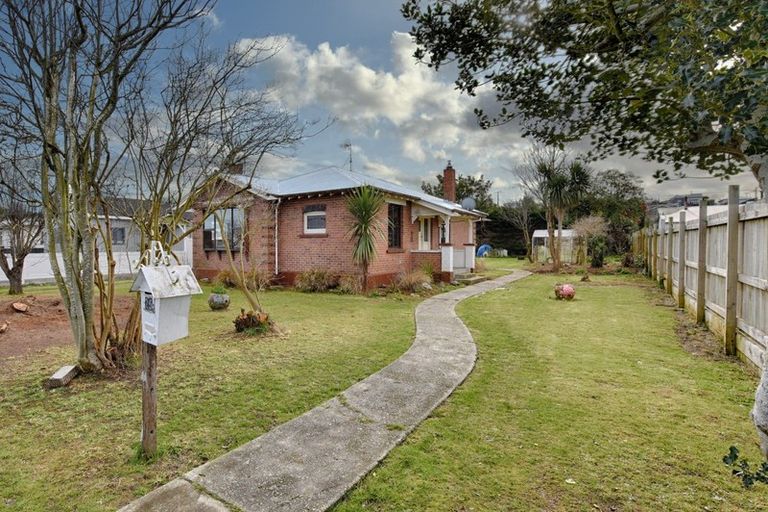 Photo of property in 25 Irving Street, Gore, 9710