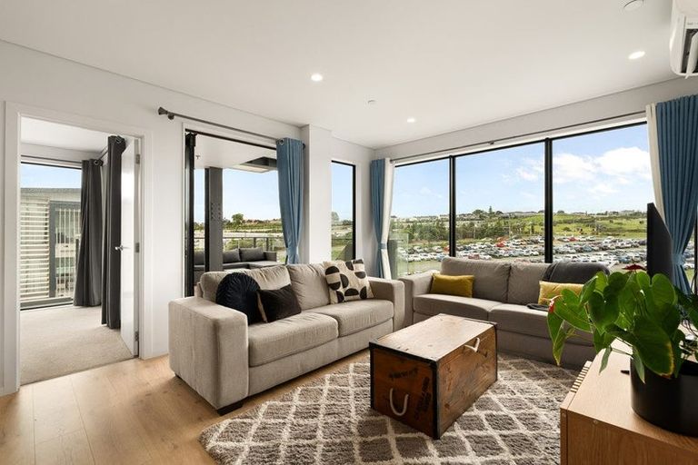 Photo of property in 322/3 Kaipiho Lane, Albany, Auckland, 0632