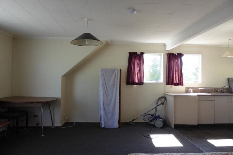 Photo of property in 12/98 Pharazyn Street, Melling, Lower Hutt, 5010