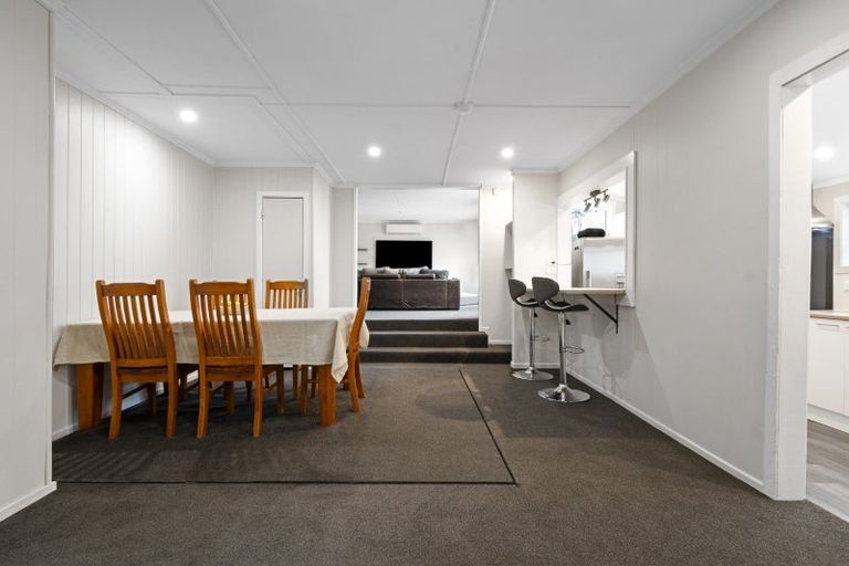 Photo of property in 29 Tokomaru Road, Tokomaru, Palmerston North, 4474