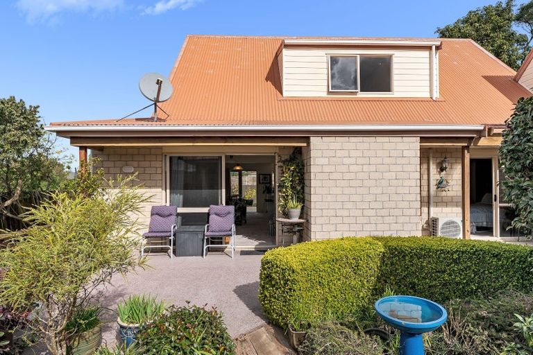Photo of property in 7b Hampstead Court, Pyes Pa, Tauranga, 3112