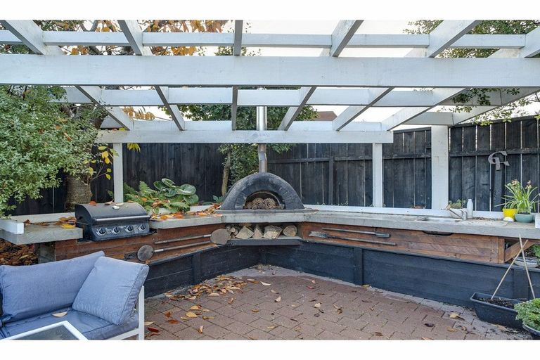 Photo of property in 10 Te Weka Street, Maori Hill, Timaru, 7910