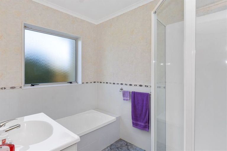 Photo of property in 8 Carribean Place, Papamoa Beach, Papamoa, 3118