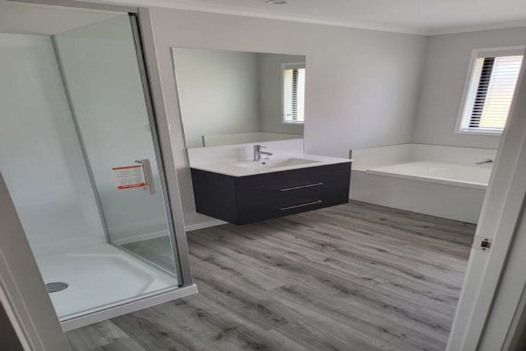 Photo of property in 13 Tarata Place, Owhata, Rotorua, 3010