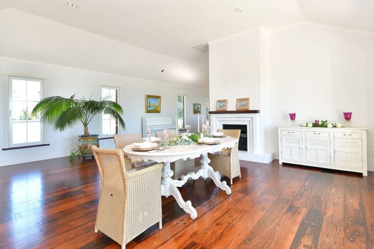 Photo of property in 324 Pinecrest Drive, Gulf Harbour, Whangaparaoa, 0930