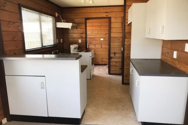 Photo of property in 1 Melleray Place, Randwick Park, Auckland, 2105