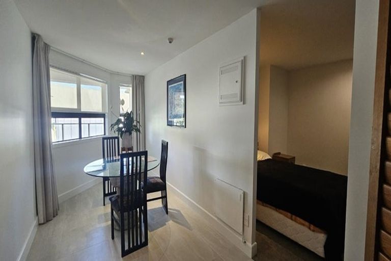 Photo of property in 206/6 Adams Avenue, Mount Maunganui, 3116