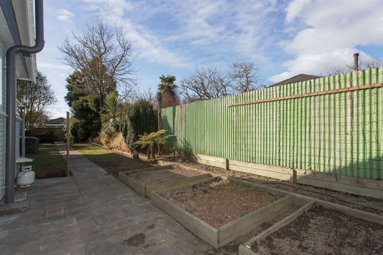 Photo of property in 23 Darroch Street, Belfast, Christchurch, 8051