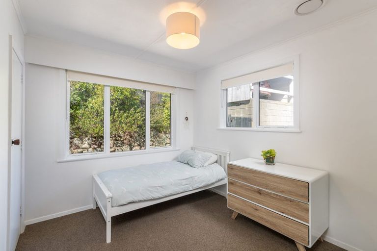 Photo of property in 82 Thomas Street, Stokes Valley, Lower Hutt, 5019