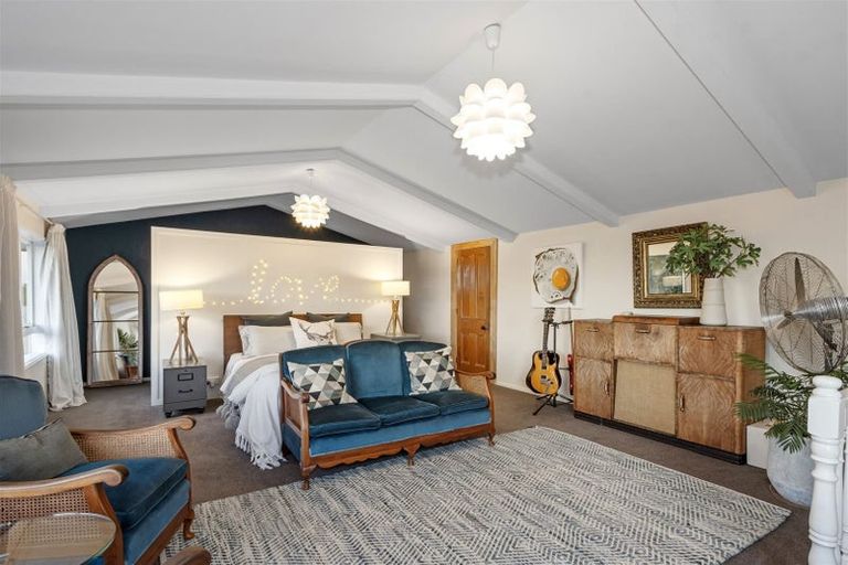 Photo of property in 9 Lake Terrace Road, Burwood, Christchurch, 8061