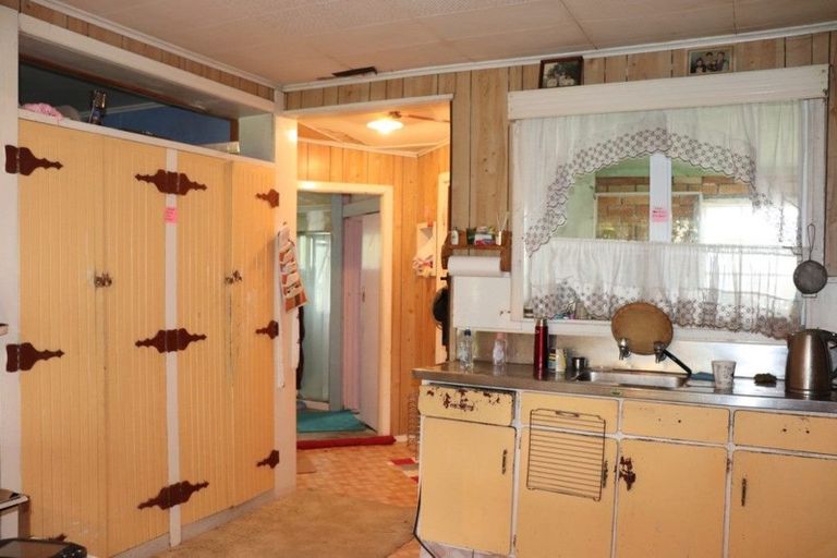 Photo of property in 42 Roto Street, Te Kauwhata, 3710