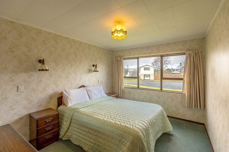 Photo of property in 6 Willow Grove, Waipukurau, 4200