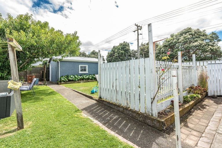 Photo of property in 51 Bamber Street, Castlecliff, Whanganui, 4501