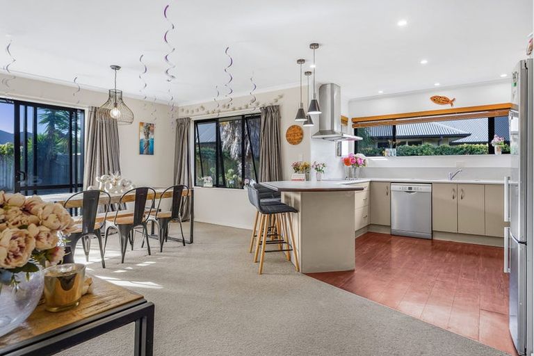 Photo of property in 14 Cherie Close, Rototuna, Hamilton, 3210