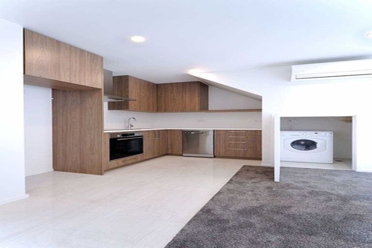 Photo of property in 3/305 Madras Street, Christchurch Central, Christchurch, 8013