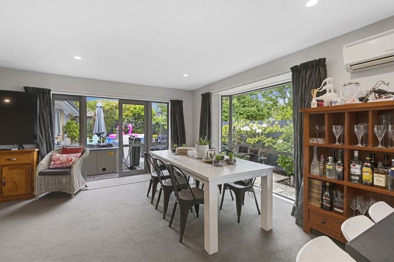 Photo of property in 137a Wilsons Road, Saint Martins, Christchurch, 8022