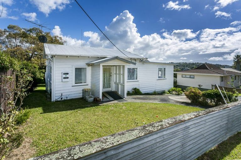 Photo of property in 21 Philson Terrace, Browns Bay, Auckland, 0630