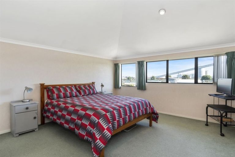 Photo of property in 17a Matai Street, Mount Maunganui, 3116