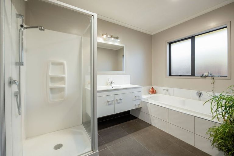 Photo of property in 41 Aquila Crescent, Rototuna North, Hamilton, 3210