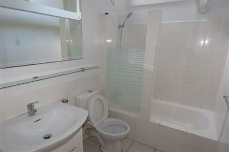 Photo of property in 4/33 Newbridge Place, Ilam, Christchurch, 8041