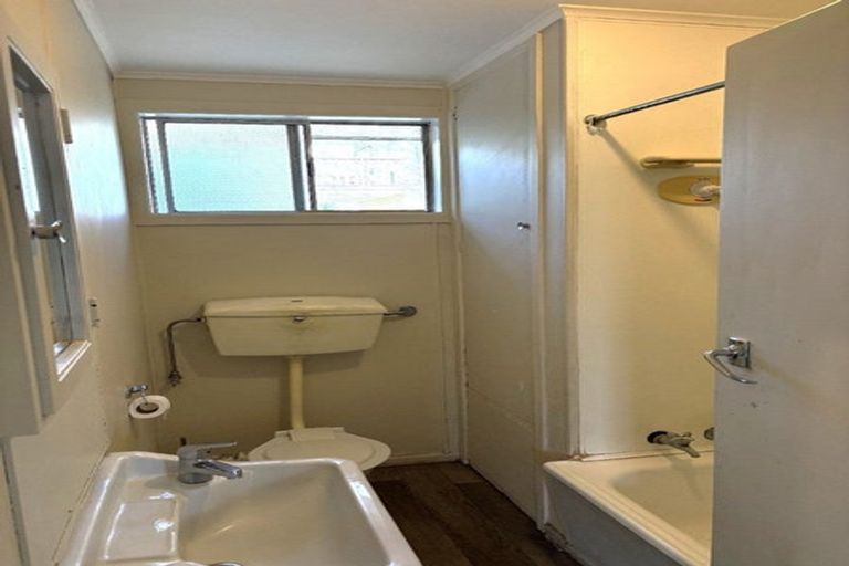 Photo of property in 3/806 Lyell Street, Akina, Hastings, 4122