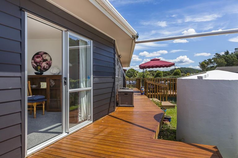 Photo of property in 562 Leigh Road, Whangateau, Warkworth, 0985