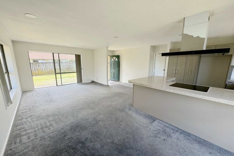 Photo of property in 80 Chapel Road, Flat Bush, Auckland, 2019