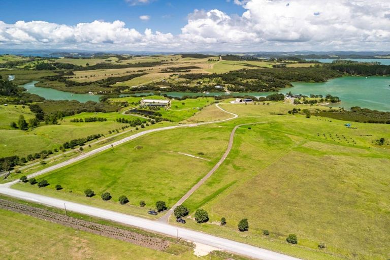 Photo of property in 272 Rangihoua Road, Te Tii, Kerikeri, 0294