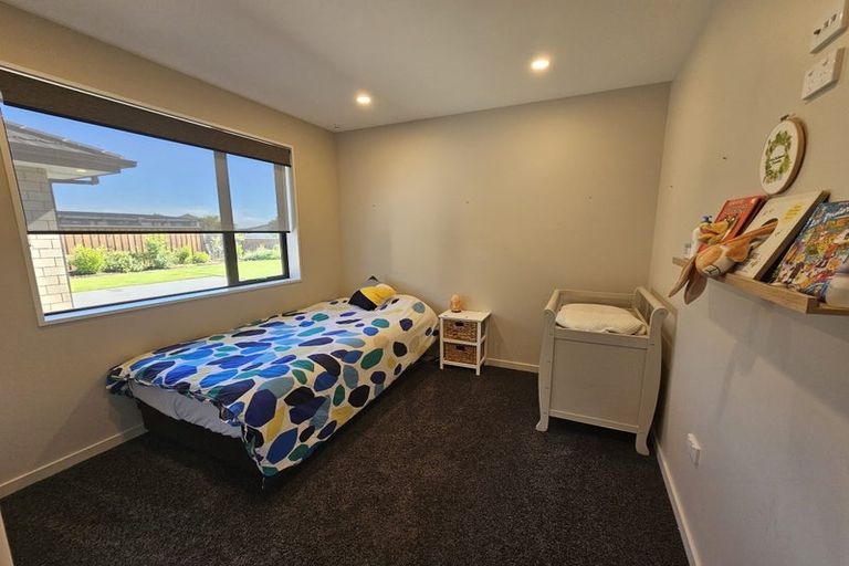 Photo of property in 36 The Esplanade, Pegasus, 7612