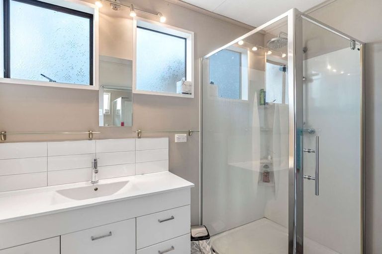 Photo of property in 28 Coleraine Street, Cromwell, 9310