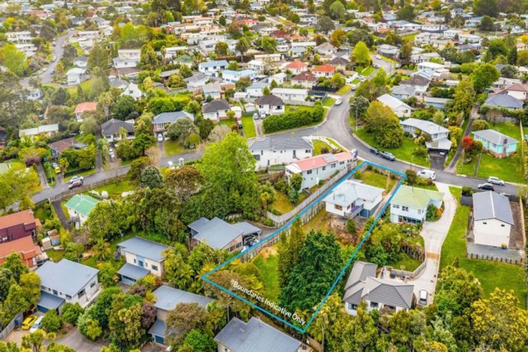 Photo of property in 73 Fairclough Road, Beach Haven, Auckland, 0626