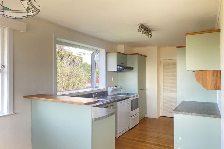Photo of property in 31 Jaemont Avenue, Te Atatu South, Auckland, 0610