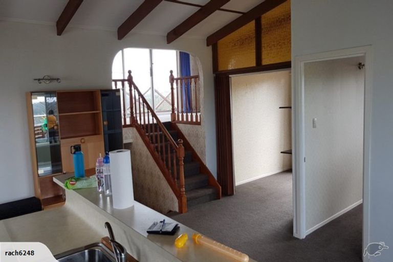 Photo of property in 18 Shakespear Road, Army Bay, Whangaparaoa, 0930