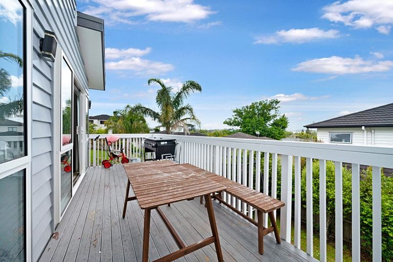 Photo of property in 115 Babich Road North, Ranui, Auckland, 0612