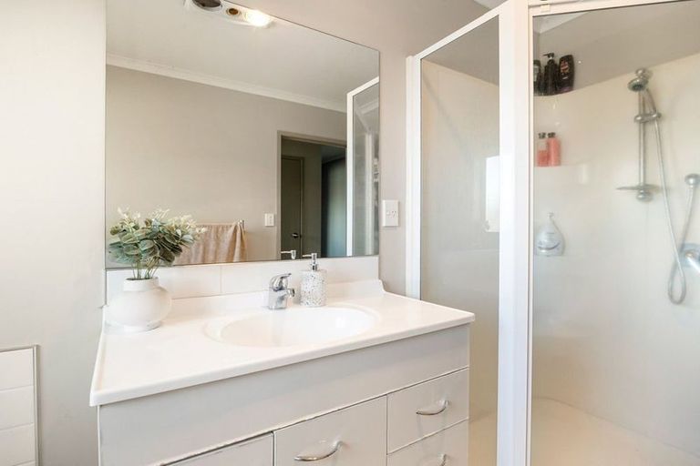 Photo of property in 13 Alderwick Place, Rototuna North, Hamilton, 3210