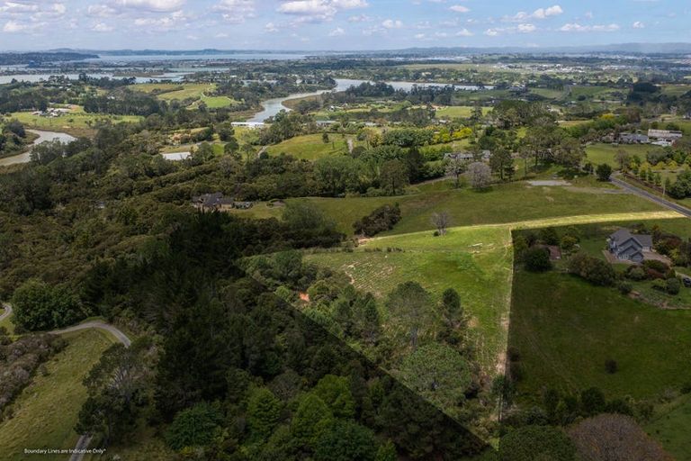 Photo of property in 679 Ridge Road, Riverhead, 0793