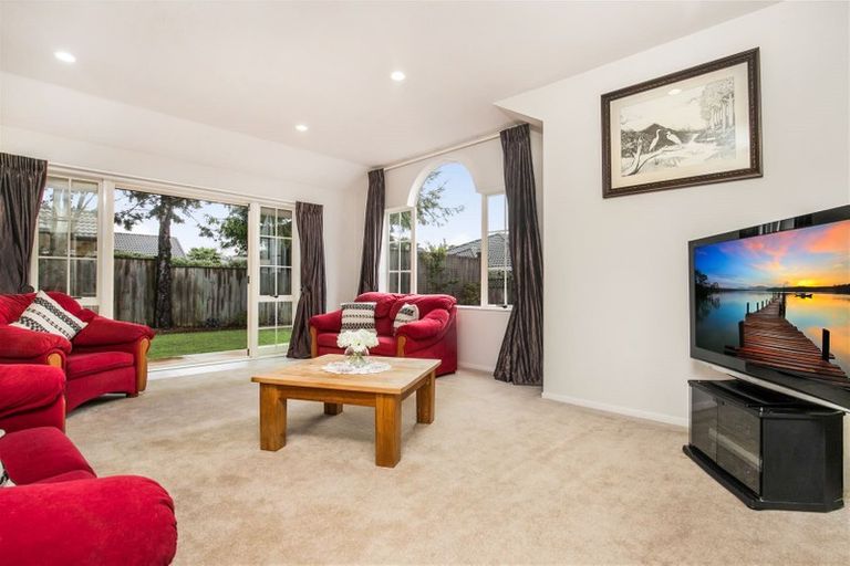 Photo of property in 31 Thomas Moore Place, Pukekohe, 2120