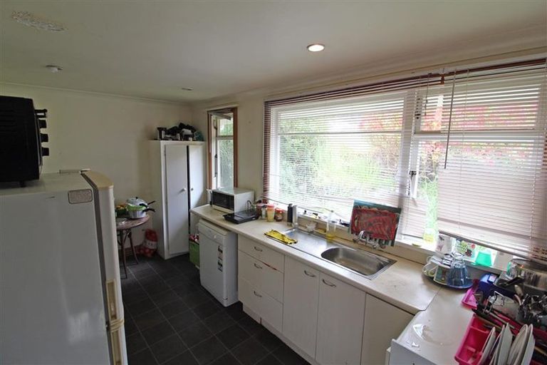 Photo of property in 26 Eglinton Road, The Glen, Dunedin, 9011