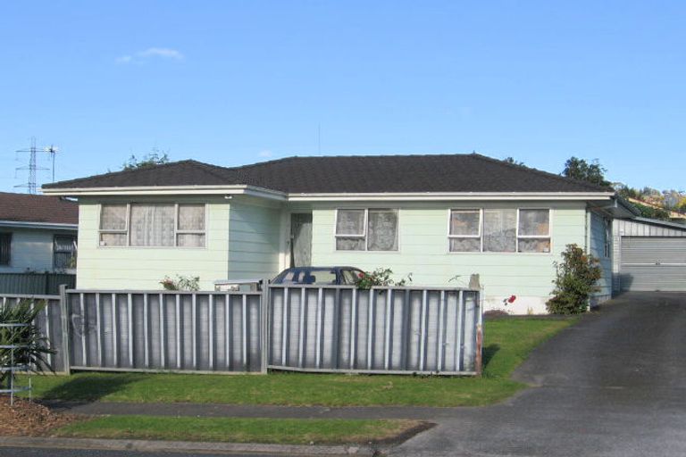Photo of property in 70 Zelda Avenue, Clover Park, Auckland, 2023