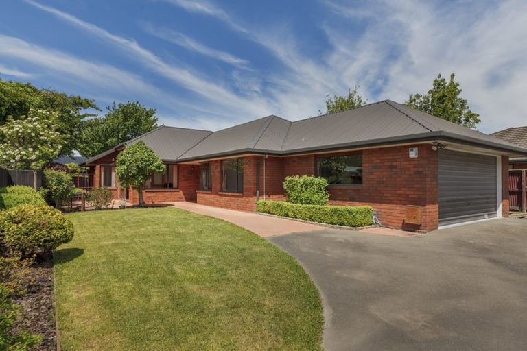 Photo of property in 1/17 Worthy Street, Ilam, Christchurch, 8041