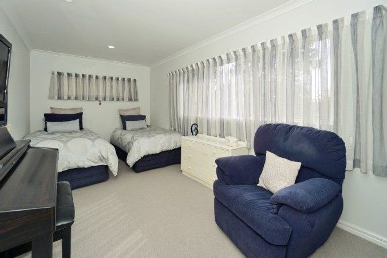 Photo of property in 8 Saunders Place, Te Puke, 3119