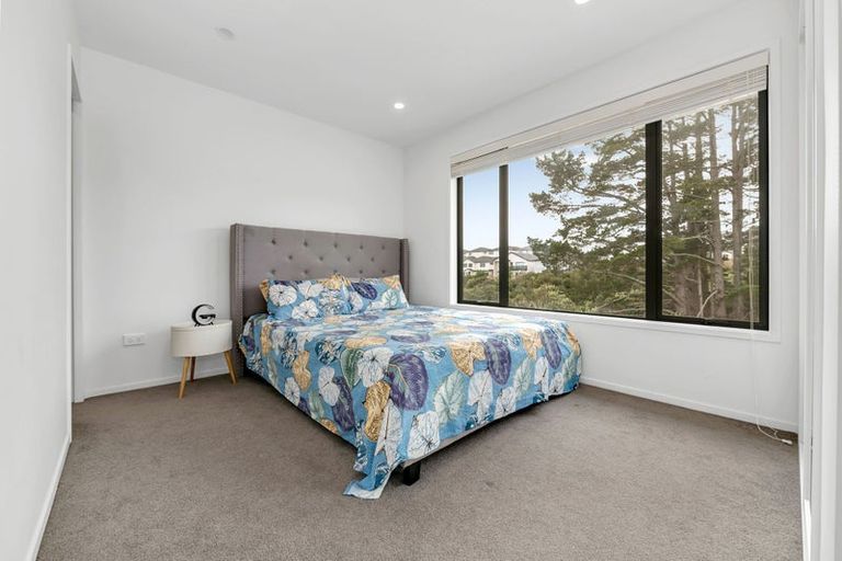 Photo of property in 36 Karoro Road, Flat Bush, Auckland, 2019