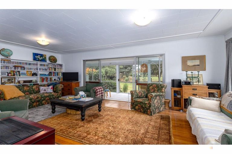 Photo of property in 21 Pleasant Valley Road, Geraldine, 7991