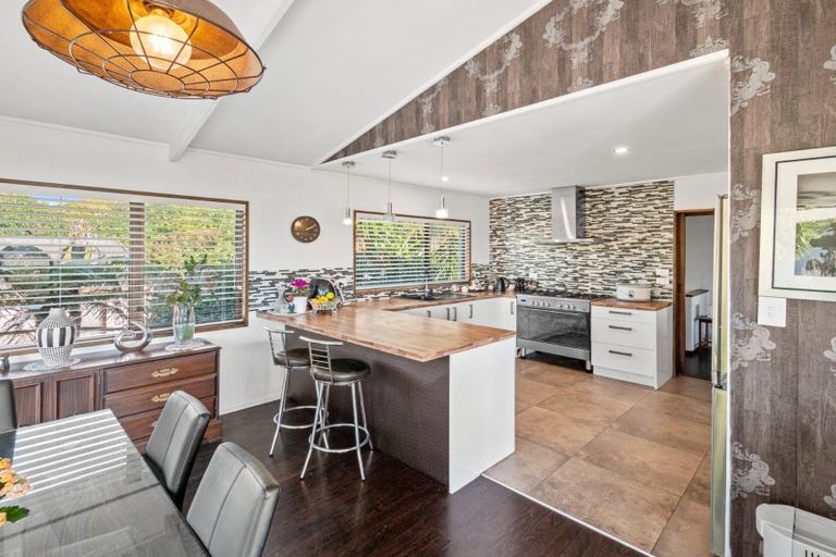 Photo of property in 3 Johnston Place, Welcome Bay, Tauranga, 3112