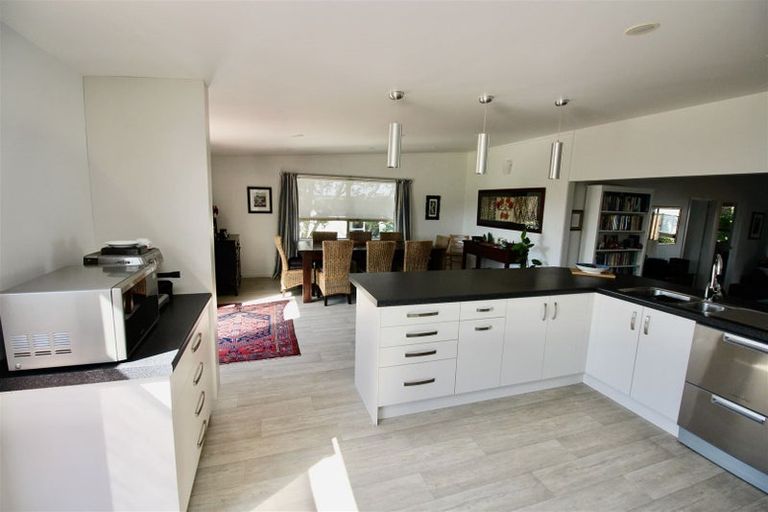 Photo of property in 107 Cook Drive, Whitianga, 3510