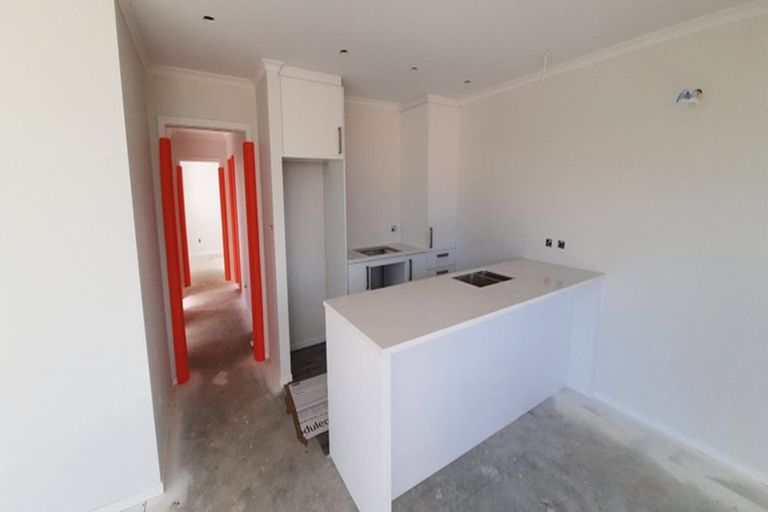 Photo of property in 84 Hinemoa Street, Levin, 5510