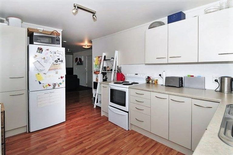 Photo of property in 241 Rata Street, Naenae, Lower Hutt, 5011